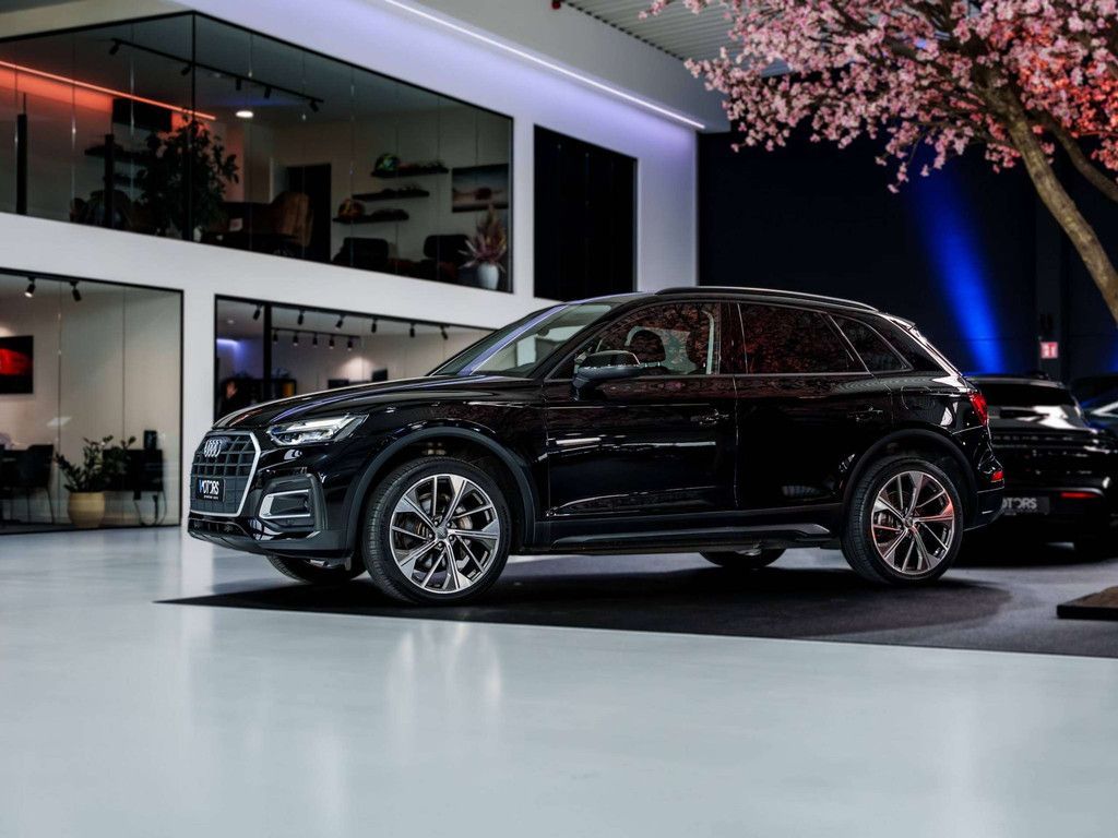 Audi Q5 PHEV 50 TFSIe - Quattro - Virtual Cockpit - n imagem 2