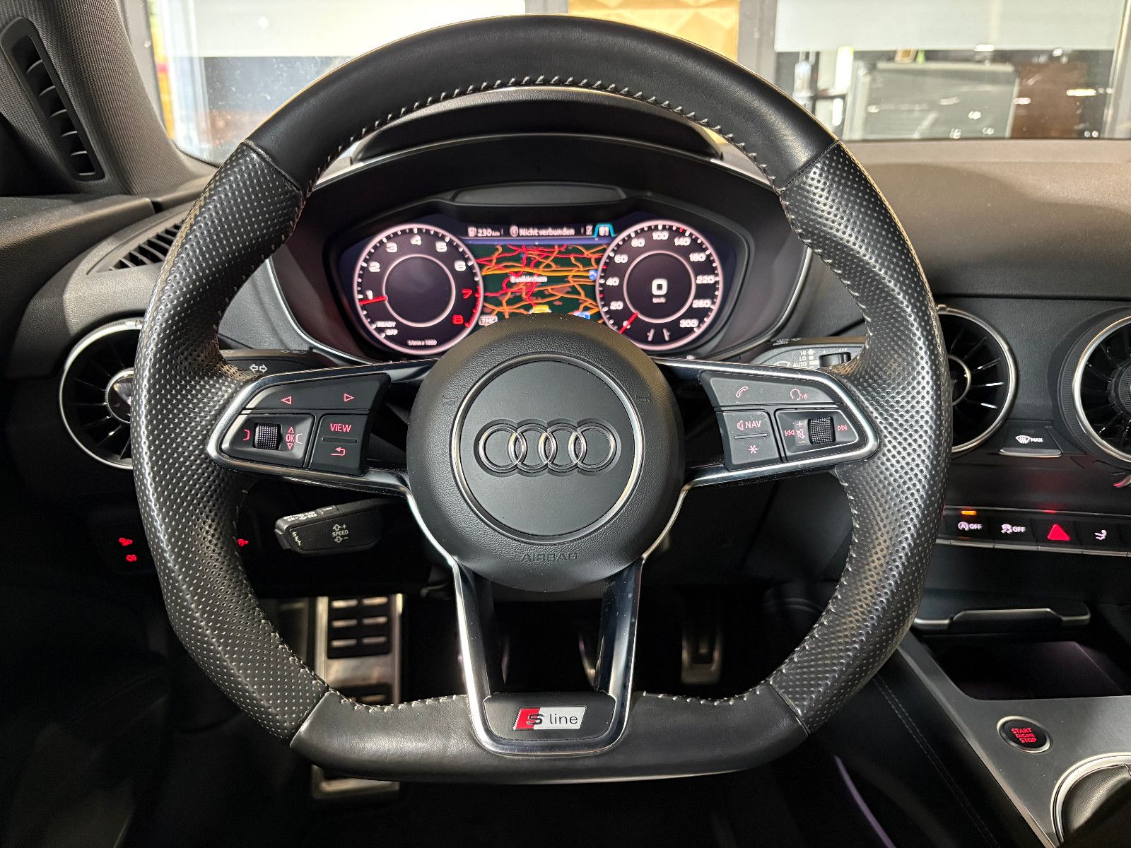 Fahrzeugabbildung Audi TT Coupe 2.0 TFSI/NAVI/PDC/SHZ/TEMPOMAT/8-FACH