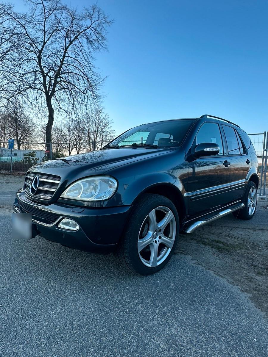Mercedes-Benz ML270, 2005