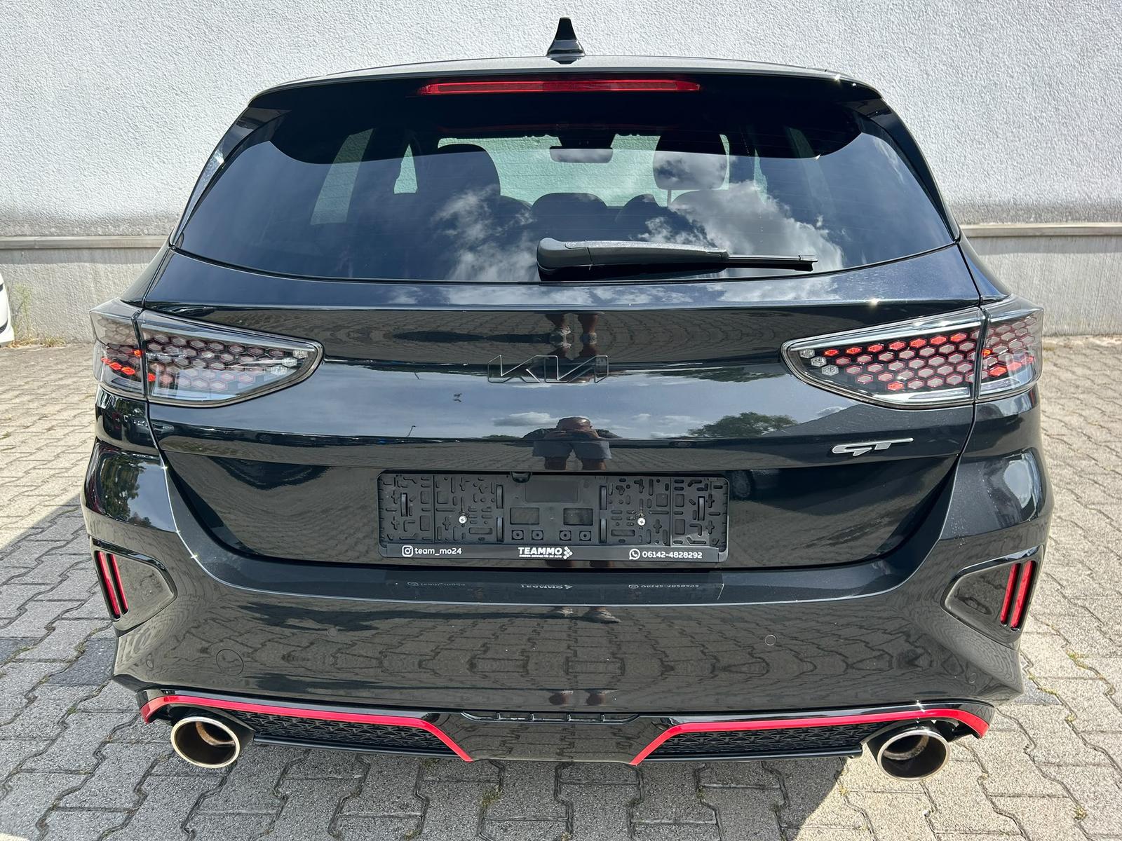Kia Ceed GT 2.HD|AKPRAPOVIC|4xSHZ|KAMERA|18"|DIGITAL