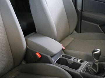 Volkswagen Caddy 2.0TDI LED NAVI APP KAMERA 5J GARANTIE