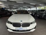 BMW 520 d Lim. AMB+DAP+Dakota+HaKa+GSD+HuD+Memory - BMW 520 mit Diesel-Antrieb: Limousine, Automatik