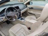 Mercedes-Benz E 500 Cabrio E 500 Scheckheft, Keyless Go, AHK - Mercedes-Benz E 500: Cabrio