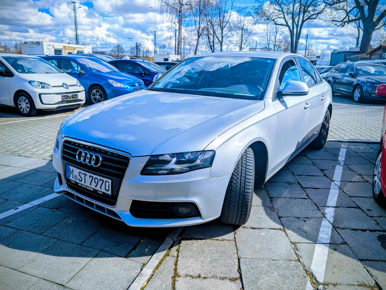 Audi A4 Lim. Attraktion TÜV 11/27