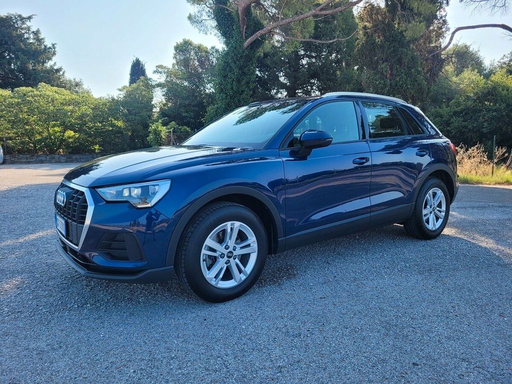 Image of Audi Q3