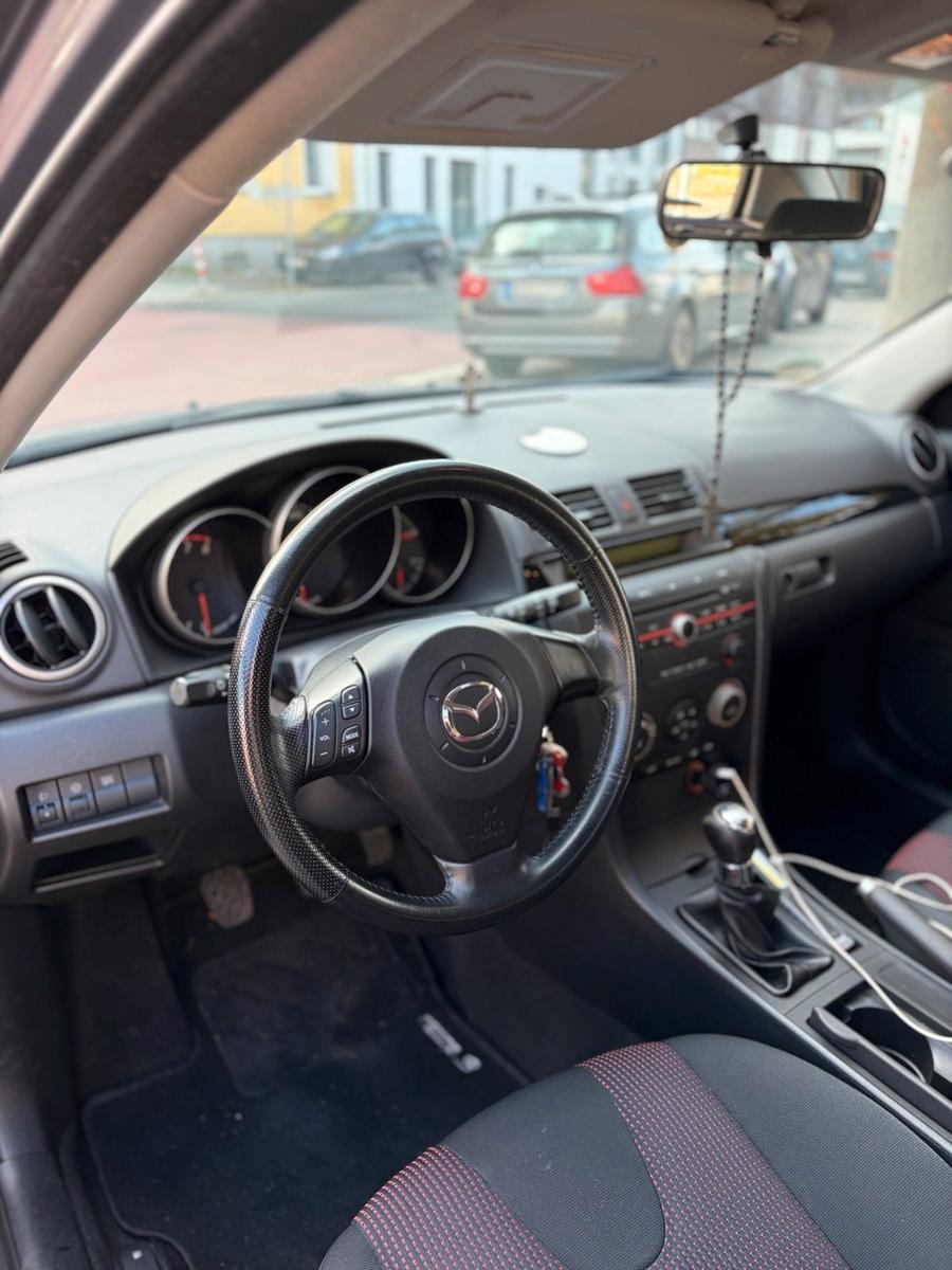 Mazda 3 2005 — photo 6