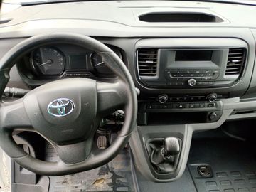 Toyota Proace (Verso) - 11