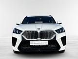 BMW iX2 eDrive20 M Sportpaket *NAVI.SPORTSITZE.RFK* - BMW iX2 mit Elektro-Antrieb: Geländewagen