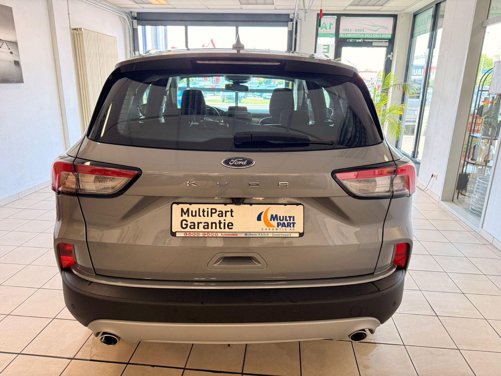 Fahrzeugabbildung Ford Kuga Titanium / NAVI / KAMERA / GEPFLEGT