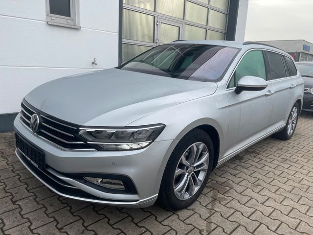 VW Passat Variant TDI 4Motion/DSG/LED/SHZ/NAVI/MWST