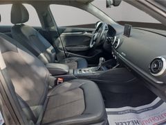 AUDI A3 Sportback design 30 TFSi Navi Soundsys. AHK X
