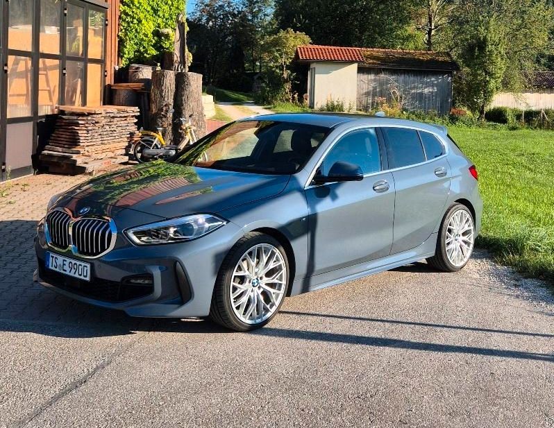 Image of BMW 118