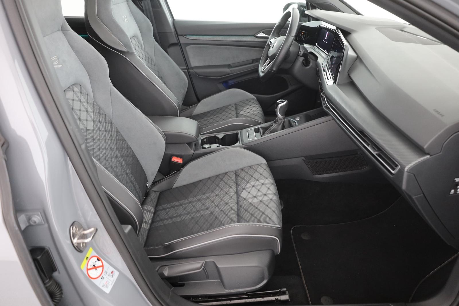 Volkswagen Golf VIII 1.5 TSI R-Line LED Panorama Navi ACC, миниатюра 24