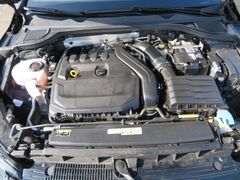 VW Golf VIII 1.5 TSI Life LED Navi Rfk DAB 16'' Lan VW Golf VIII 1.5 TSI Life LED Navi Rfk DAB 16'' Lan