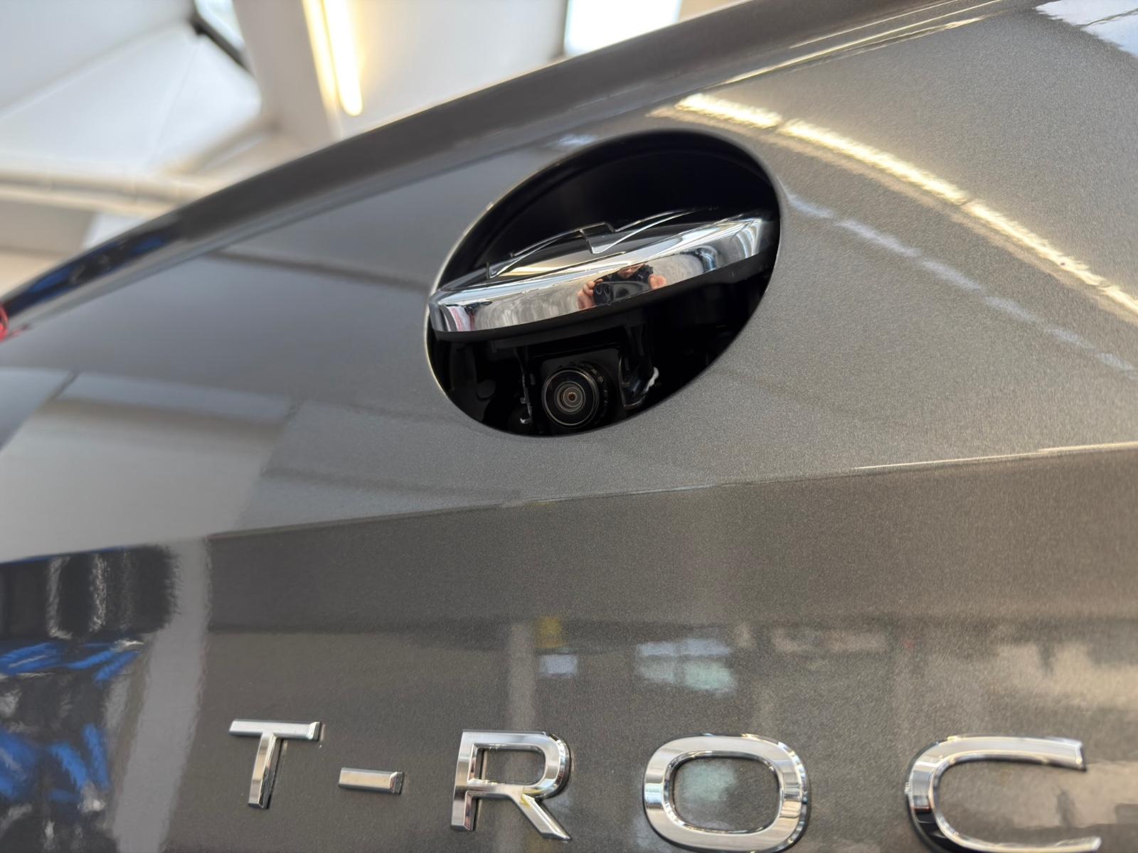 Volkswagen T-Roc Life 1.5l TSI #DSG#SHZ#AHK#ACC#LED#KEYLESS