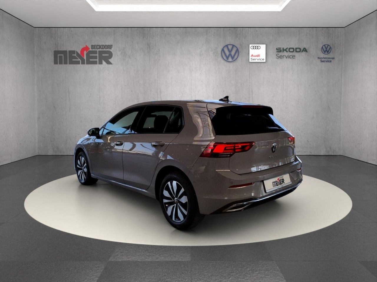 Golf MOVE 1.0 eTSI DSG Klima Navi