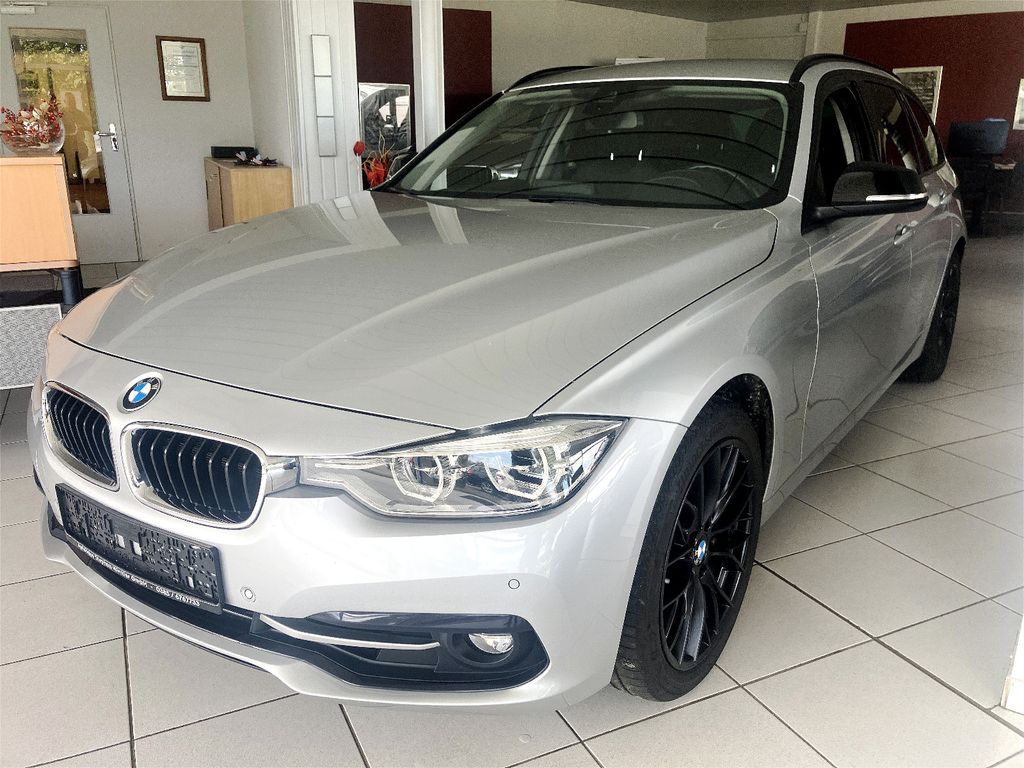 Image of BMW 320