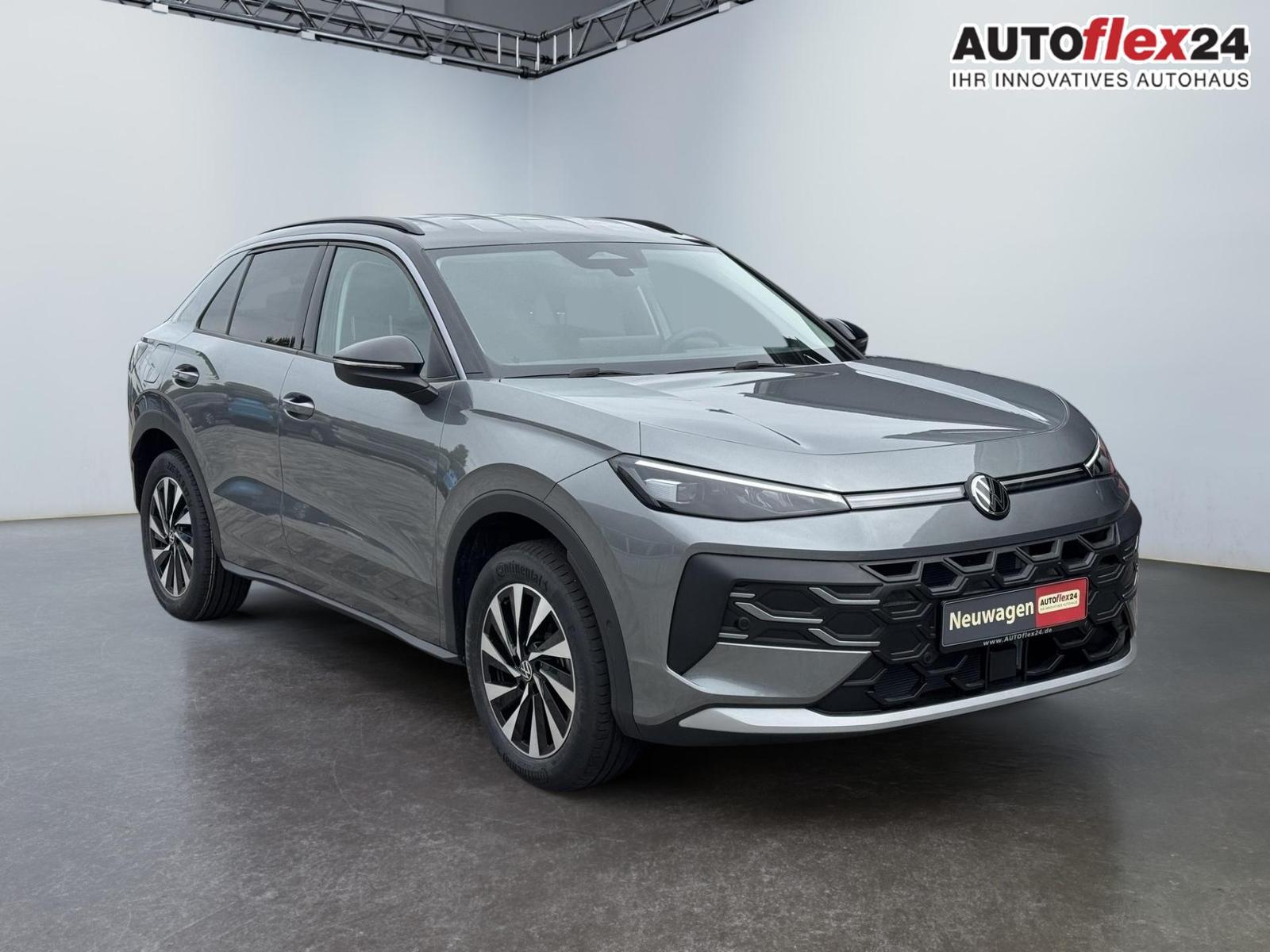 Volkswagen T-Roc 1,5 eTSI DSG LIFE LED Plus Anhängerkupp...