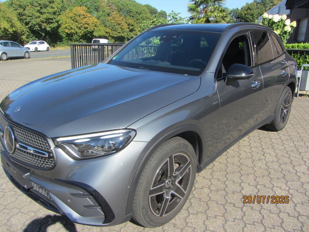 Image of Mercedes-Benz GLC 200