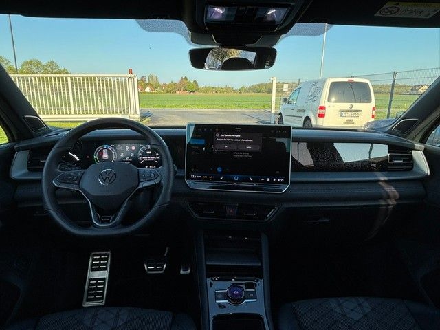 Tayron R-Line 1.5 TSI eHybrid AHK PANO HUD H&K