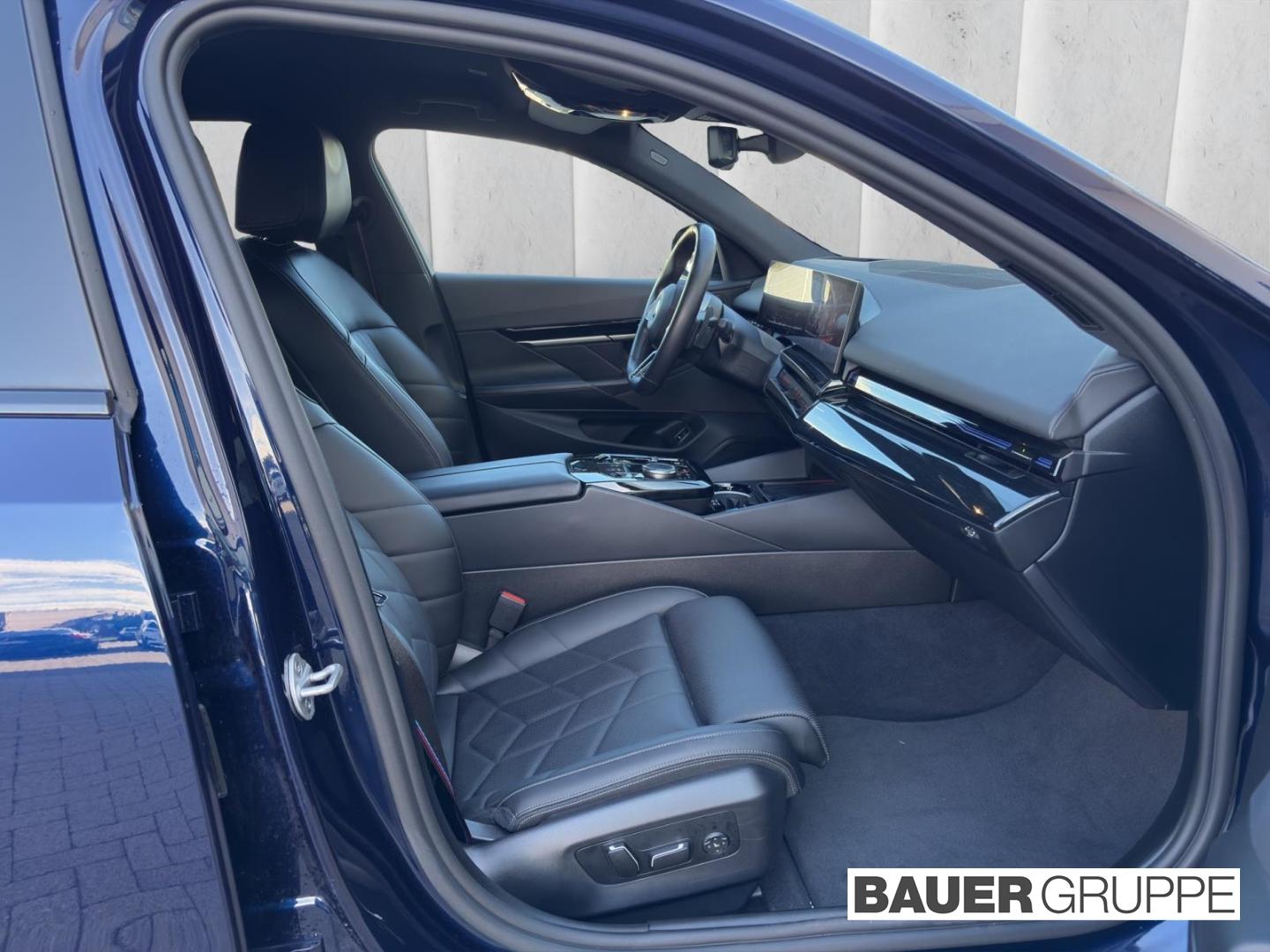 BMW 530 e M Sport Touring Park-Assistent Sportpaket 