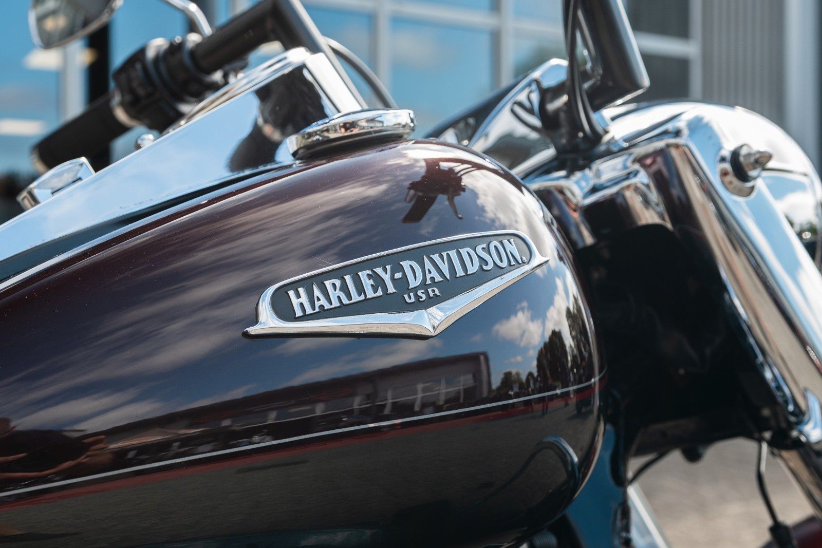 Fahrzeugabbildung Harley-Davidson FLHRC Road King Classic - Ape - Le Pera