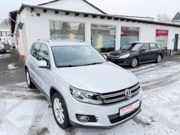 Volkswagen Tiguan - 4