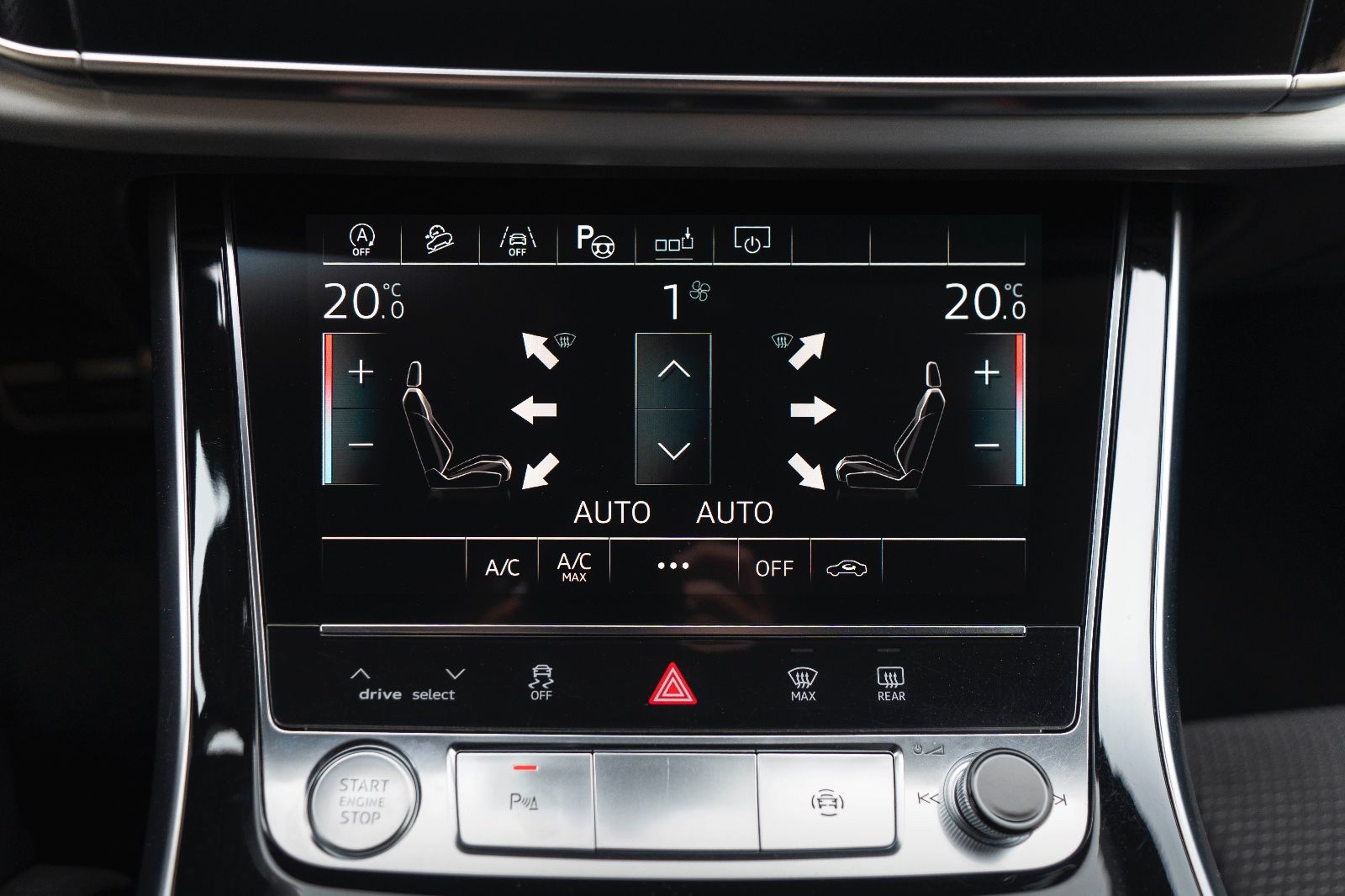 Fahrzeugabbildung Audi Q8 50 TDI quattro S-LINE TOTW DSP MATRIX PDC