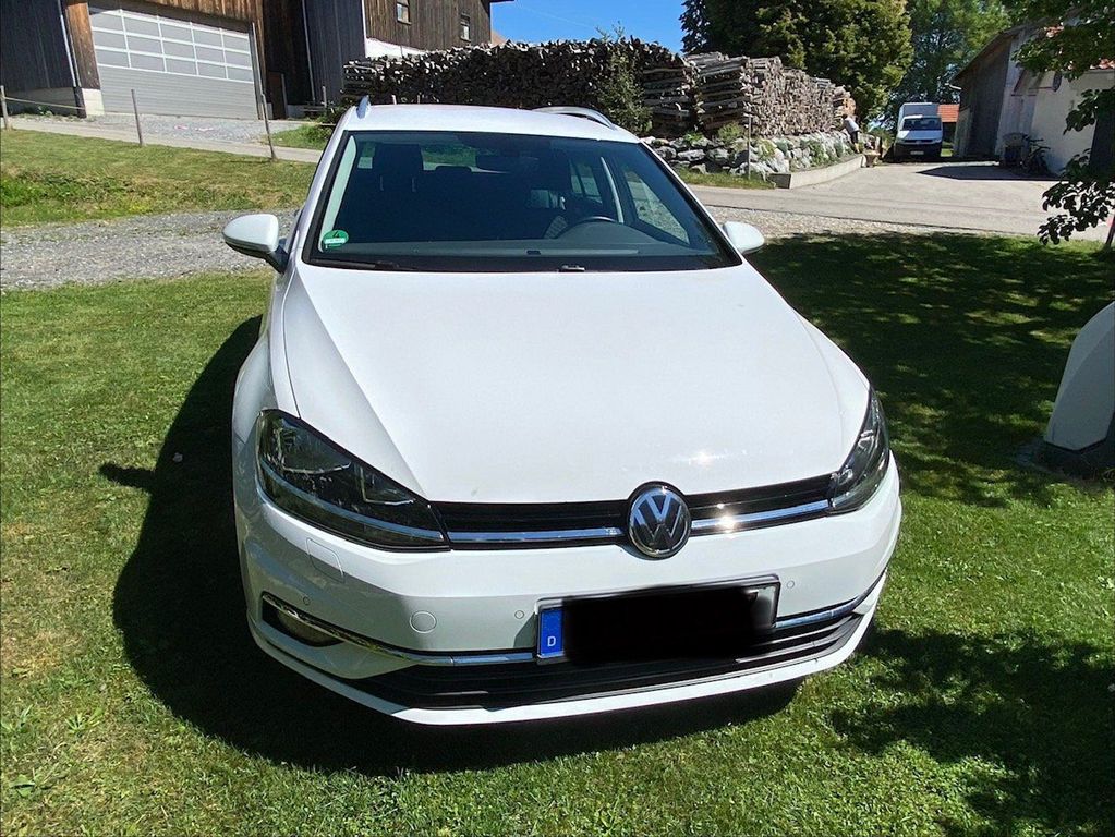 Image of Volkswagen Golf