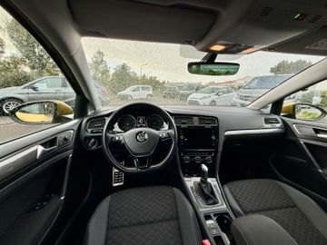 Volkswagen Golf VII Lim. Join Automatik *SH*PDC*BT*MFL*NAVI