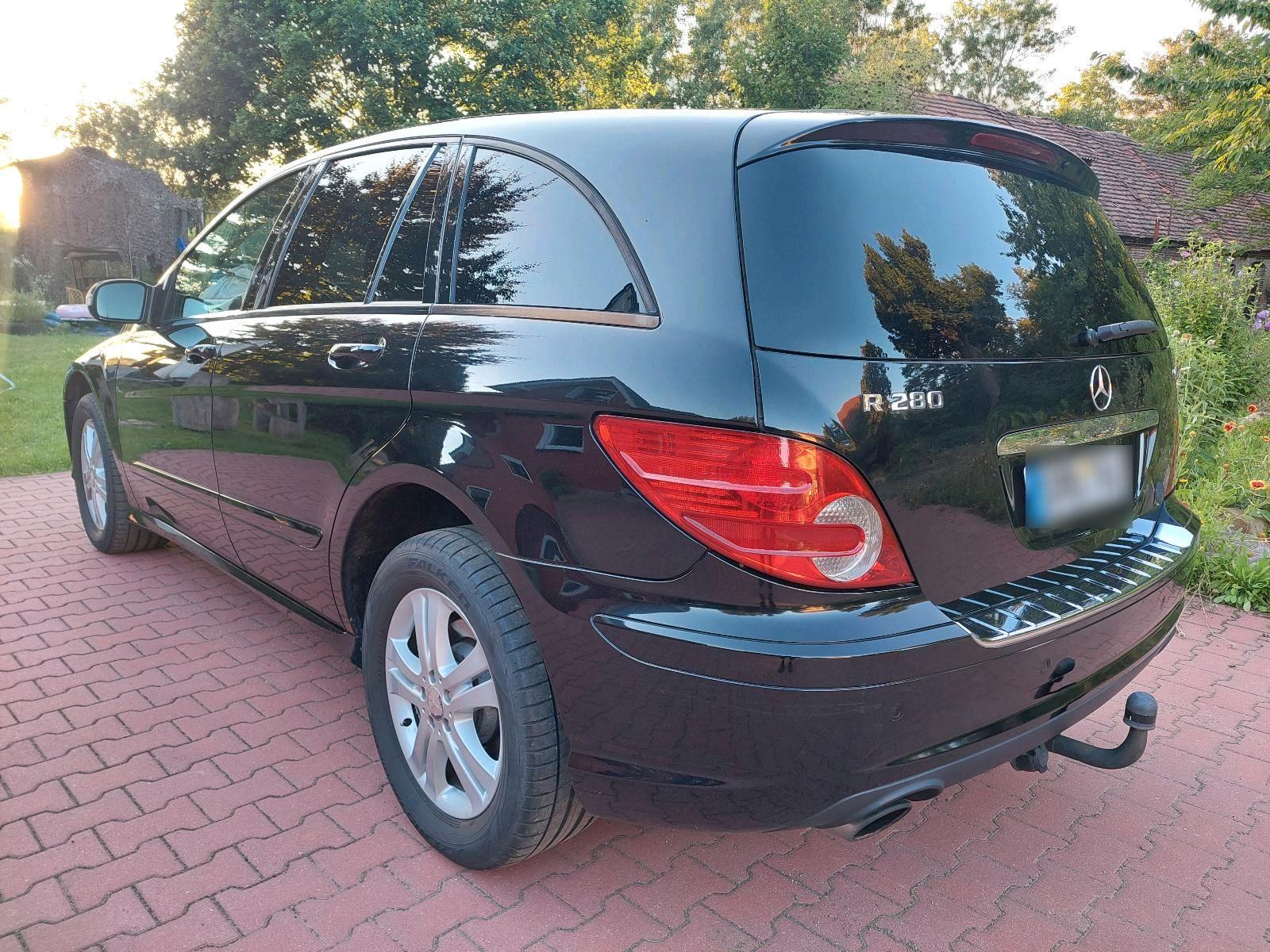 Mercedes-Benz R280 2008 — rear view