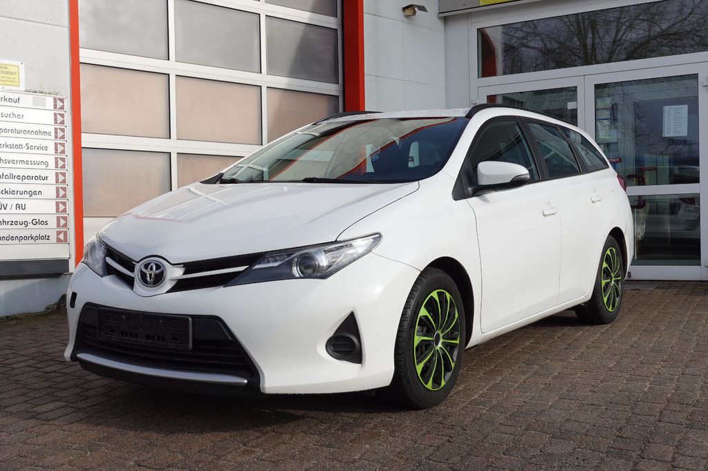 Angebot ansehen Toyota Auris Touring Sports