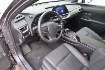 Lexus UX - 10