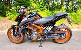 KTM Duke 390 - KTM DUKE 390