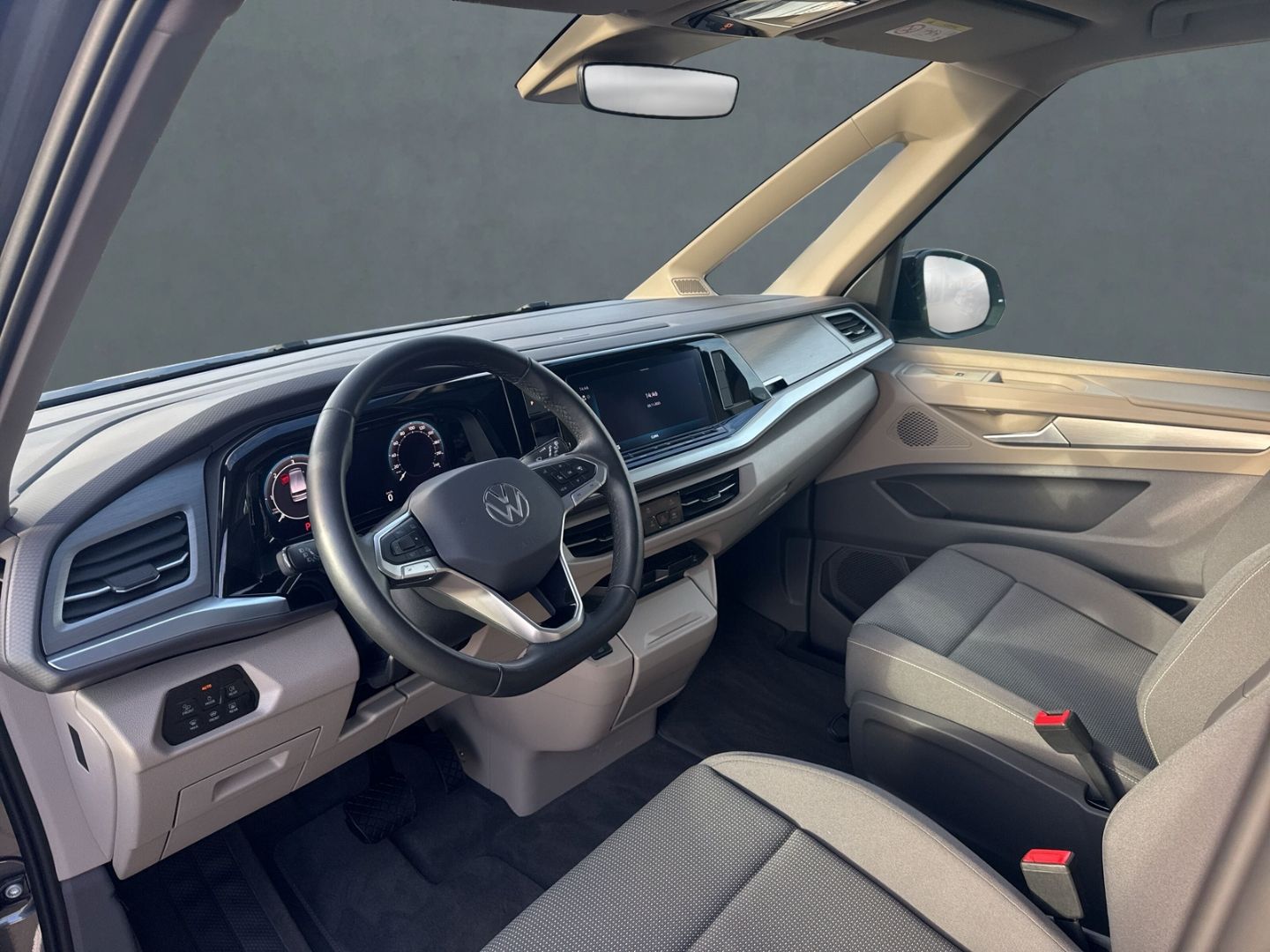 T7 Multivan 2.0 TDI Life lang 6-Sitze StandHZG A