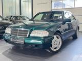 Mercedes-Benz C 180 Lim. | AMG-LINE PLUS | TURMALINGRÜN - Mercedes-Benz C 180: Grün, Limousine