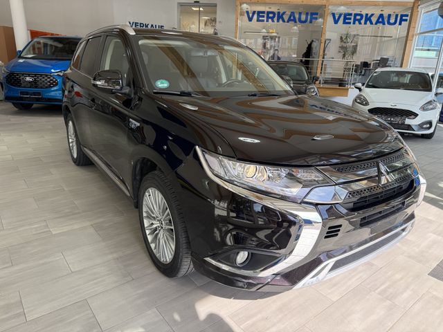 Mitsubishi Outlander PHEV Basis Spirit 4WD