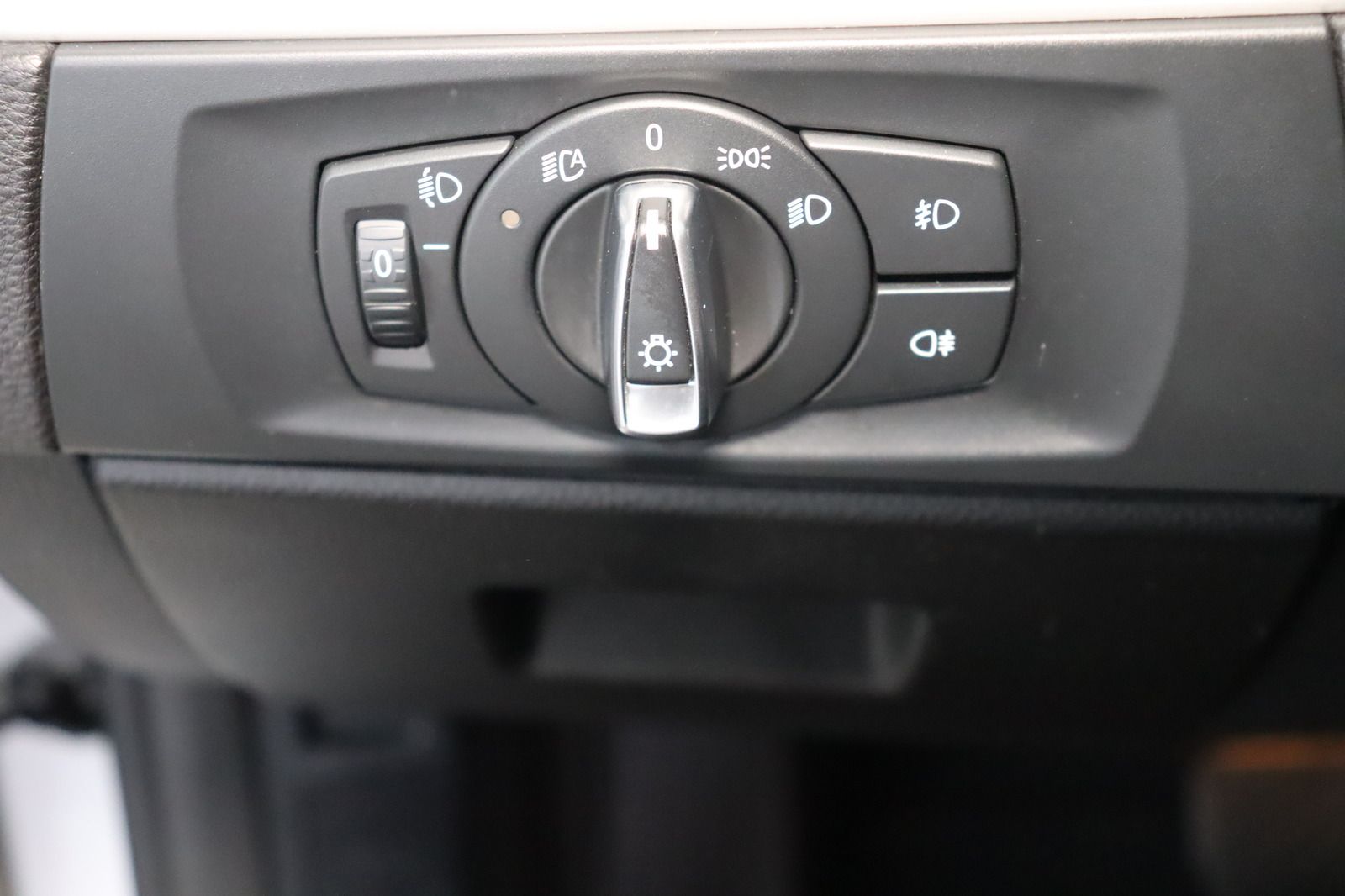 Fahrzeugabbildung BMW 320 d Touring