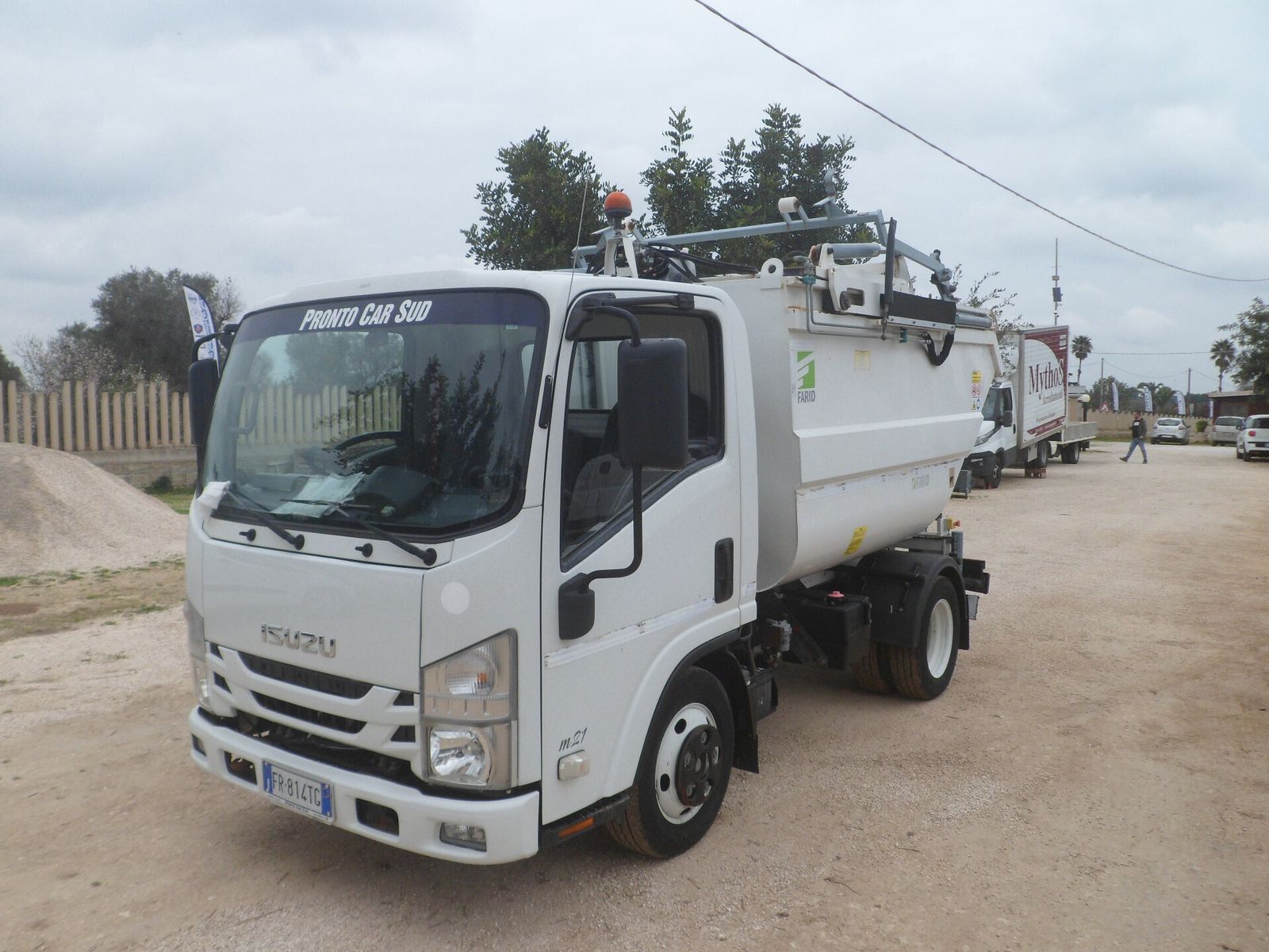 ISUZU ANDERE