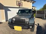 Jeep Wrangler Unlimited Sahara 2.8 CRD Autom. Sahara - Jeep Wrangler mit Diesel-Antrieb: Sahara