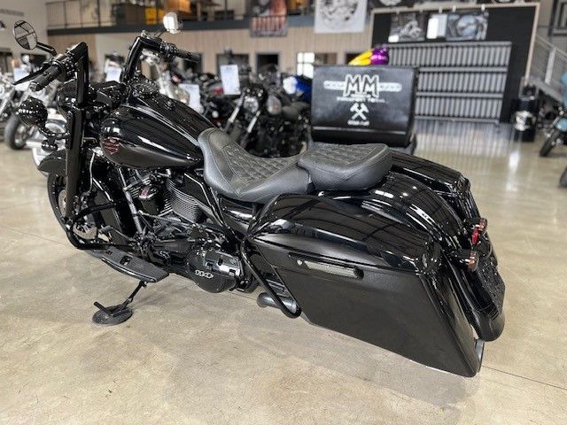 Fahrzeugabbildung Harley-Davidson FLHRXS Road King Spezial