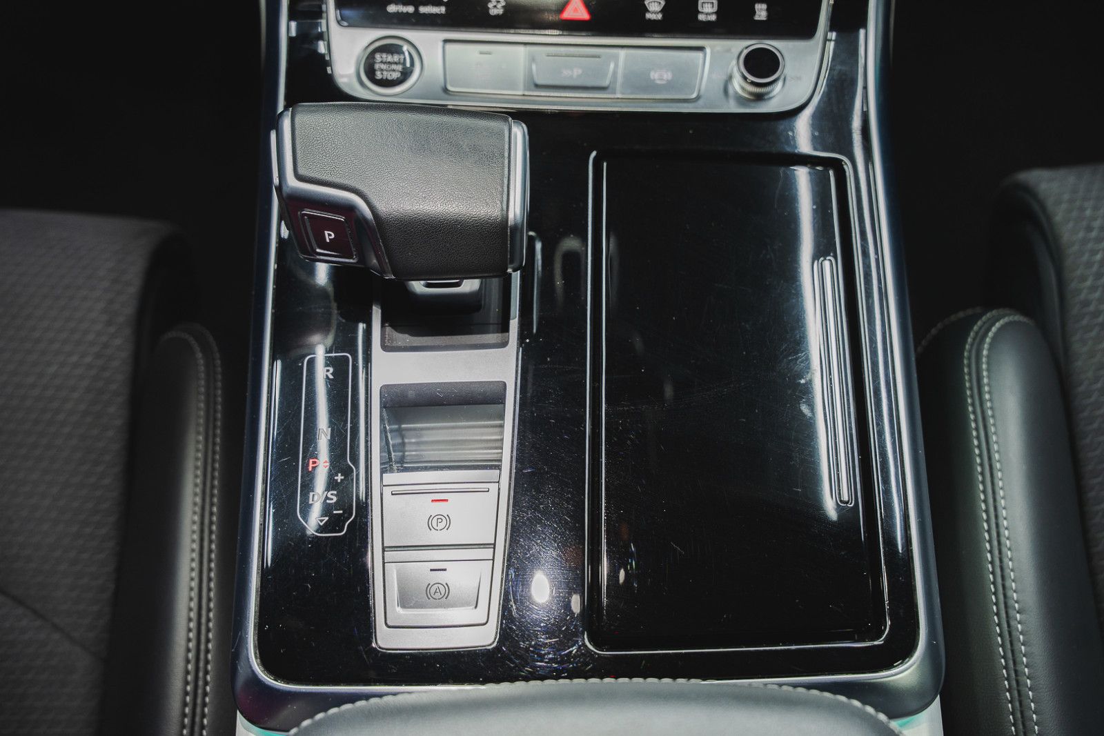 Fahrzeugabbildung Audi Q7 45 TDI quattro S line*Matrix*B&O*HUD*7-Sitz