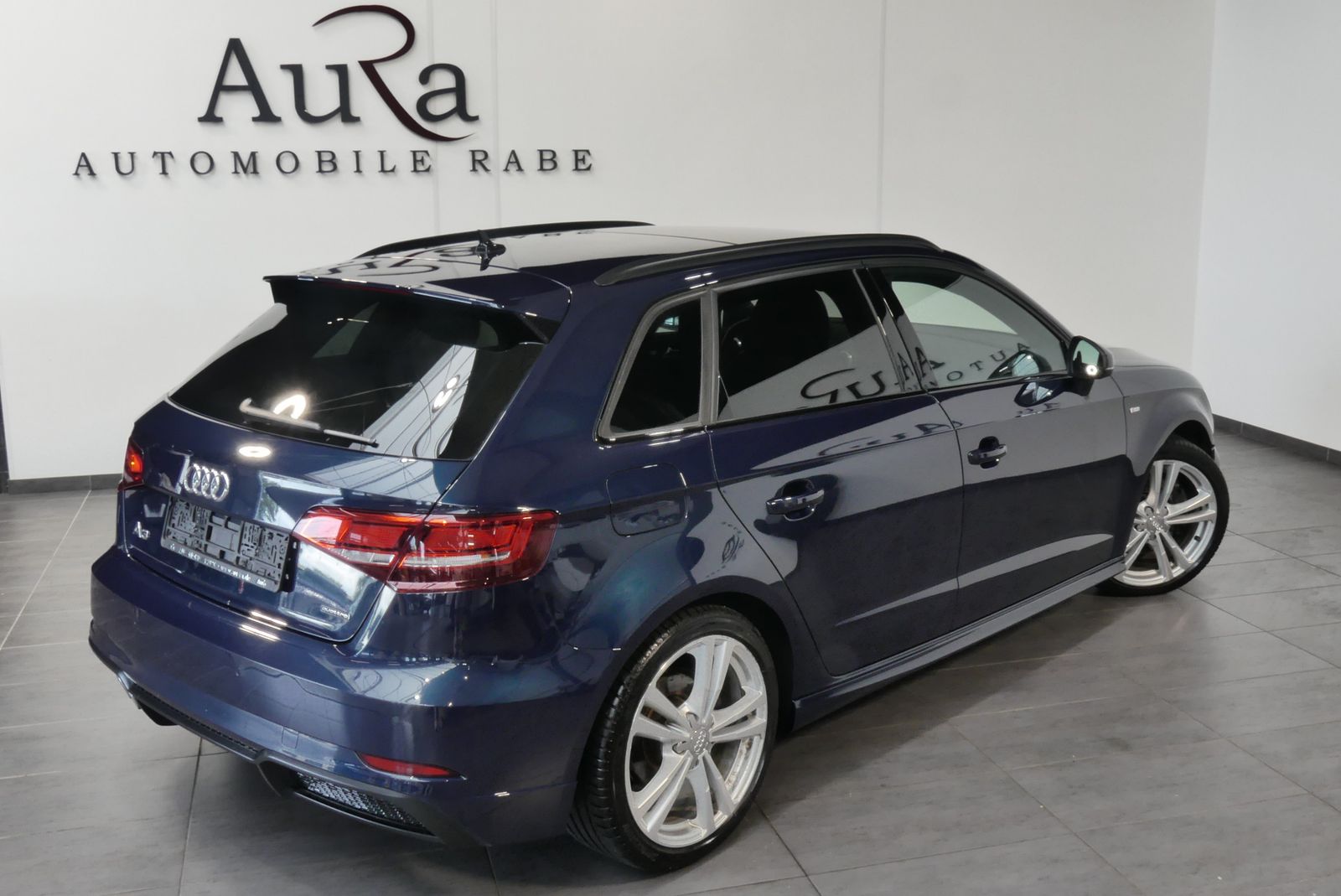 Fahrzeugabbildung Audi A3 SpB 40 TDI Qu S-Line NAV+XEN+VCOCKPIT+PANO+SH