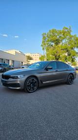 BMW 530d xDrive A  - BMW 530: Braun