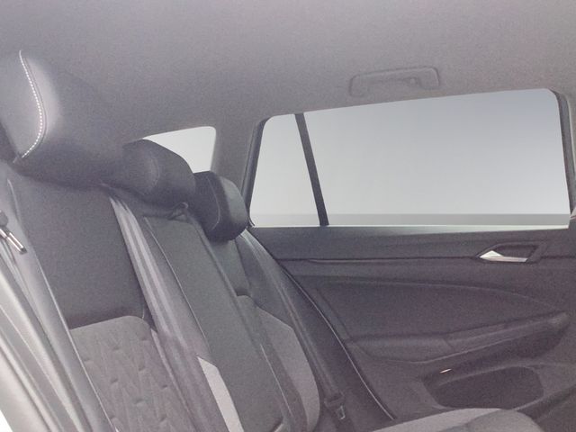 Golf VIII Variant 1.5eTSI DSG Goal