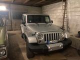 Jeep Wrangler Sport 3.8 | Top Zustand  - Jeep Wrangler mit Benzin-Antrieb: Geländewagen