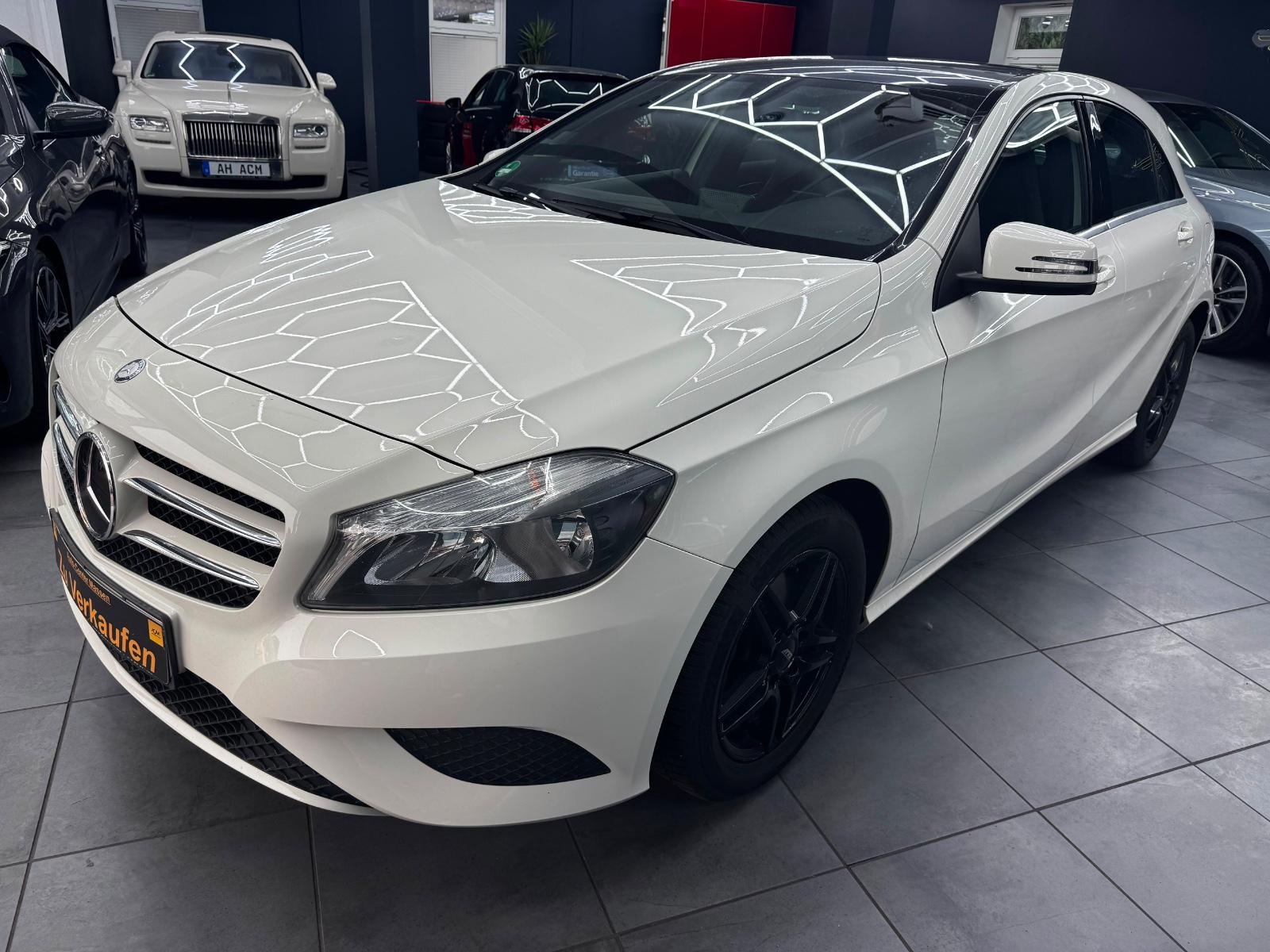 Mercedes-Benz A 180 BlueEfficiency * NAVI * KAMERA * LEDER *