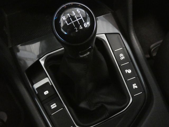 Tiguan Allspace 1.5 TSI IQ.DRIVE AHK R-Line KAM