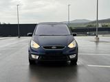 Ford Galaxy Ghia 7 Sitze PDC SHZ TÜV 05/2027 - Ford Galaxy: Ghia