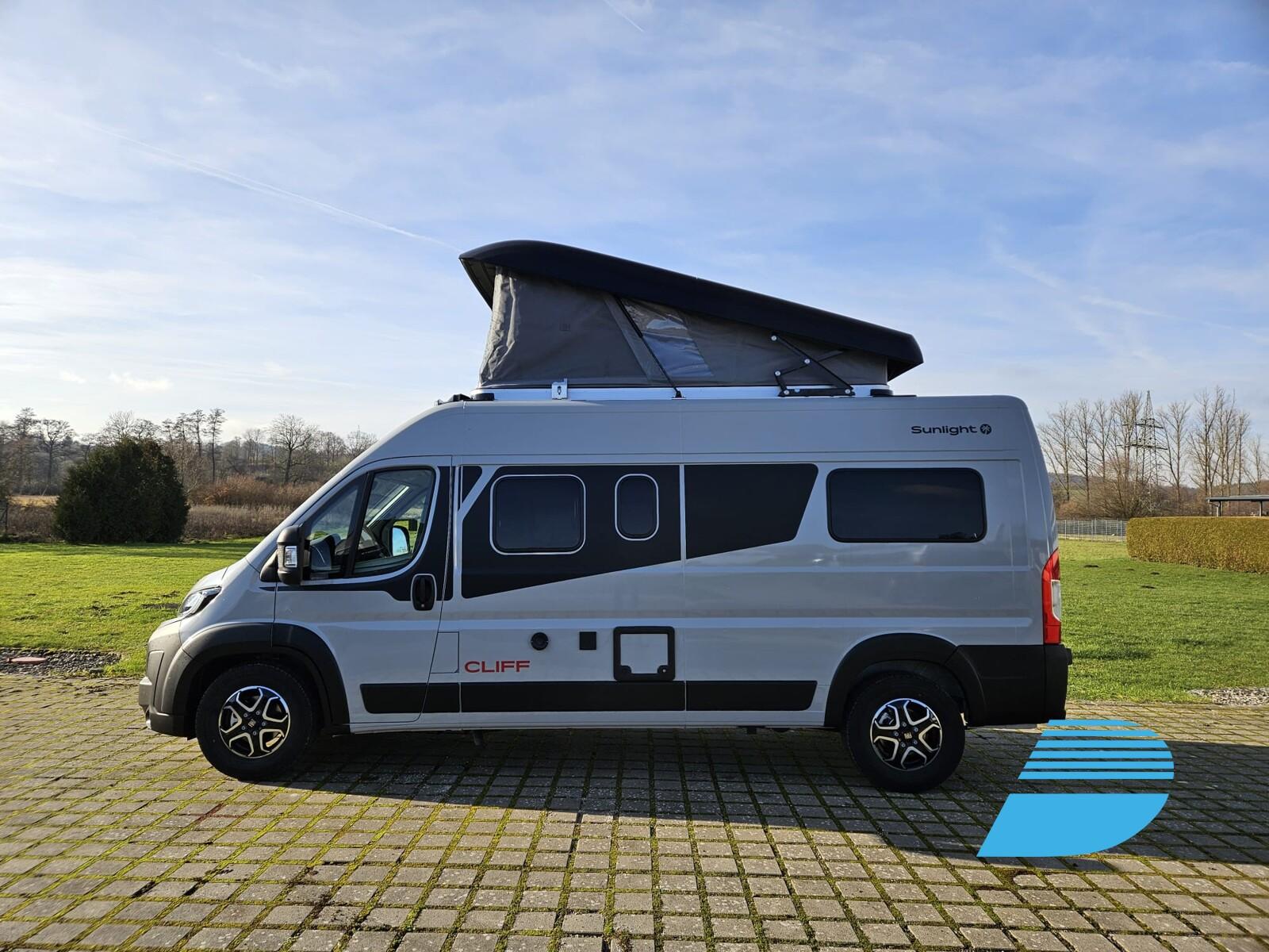 Sunlight Adventure Cliff 602 Fiat/Aufstelldach/Längsbett